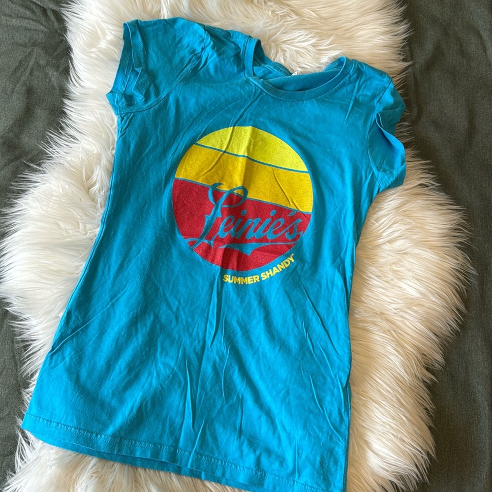 B r e w e r y • Leinenkugel beer tee